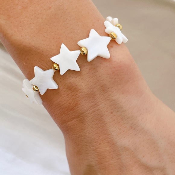 Star Nacre Shell Bead Bracelet for Women - Picture 4 of 7